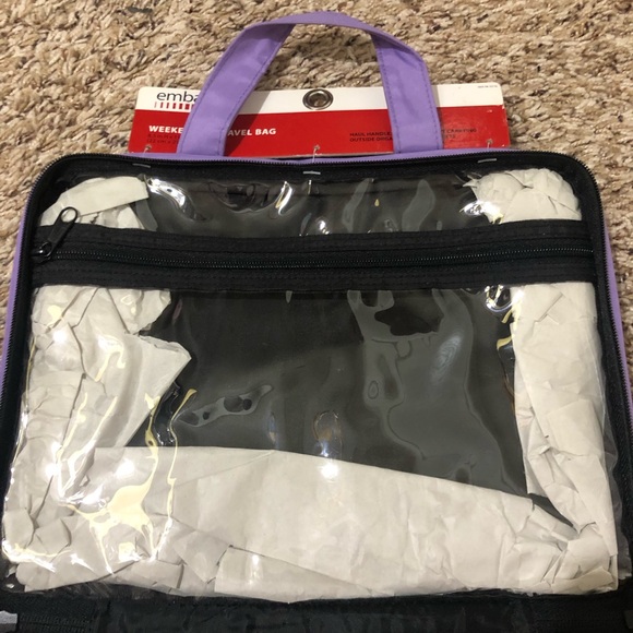 NEW PURPLE Embark Weekender Travel Cosmetic TOILETRY BAG Handle Zipper Pocket - Picture 7 of 7